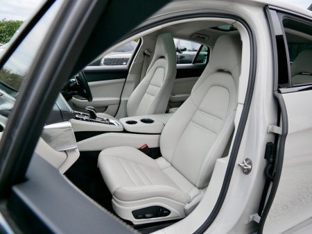 2023 Porsche Panamera - thumbnail 16