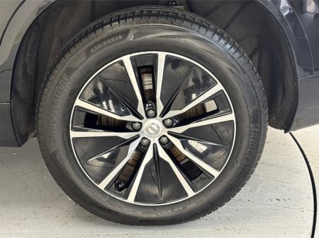 2022 Volvo XC90 2.0 T8**7 SEATER**BLACK LEATHER INTERIOR**FRONT HEATED ELECTRIC MEMORY SEATS**HEATED MULTIFUNCTIONAL STEERING WHEEL**TOUCH SCREEN DIGITAL MEDIA DISPLAY**REVERSE CAMERA*KEYLESS START*ELECTRIC TAILGATE* €53,995 thumbnail