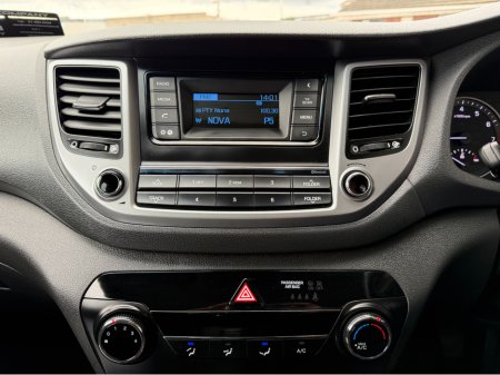 2017 Hyundai Tucson - thumbnail 18