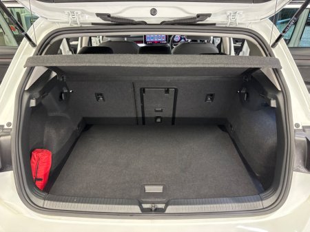 2025 Volkswagen Golf GOLF EDITION 75 2.0 TDI 116HP €33,950 thumbnail