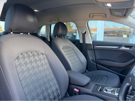 2016 Audi A3 1.4TFSI SE TECHNIK 5DR €15,950 thumbnail