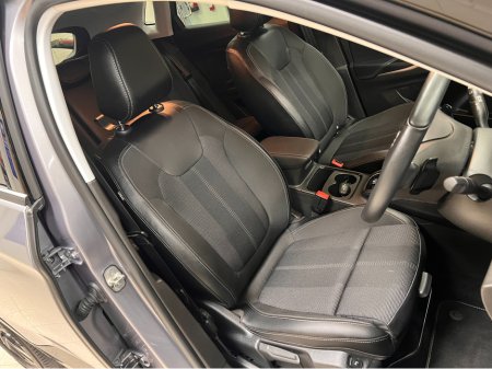 2023 Opel Grandland AUTOMATIC HYBRID Tiny Kms As New Top Of The Sportsline Spec Twin Tone €28,950 thumbnail