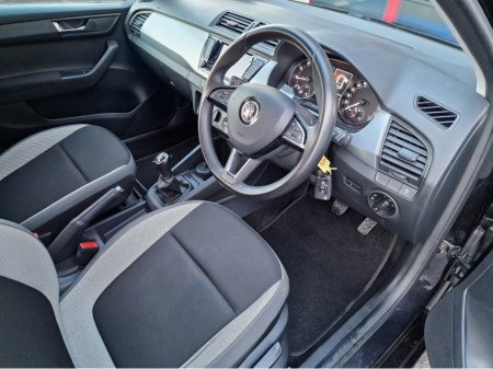 2017 Skoda Fabia AMBITION 1.0 MPI-101K KM ONLY NEW NCT €9,950 thumbnail