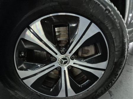 2021 Mercedes-Benz GLE Class - thumbnail 4