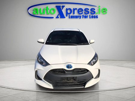 2020 Toyota Yaris 1.5 Hybrid X Automatic, Low mileage €17,995 thumbnail