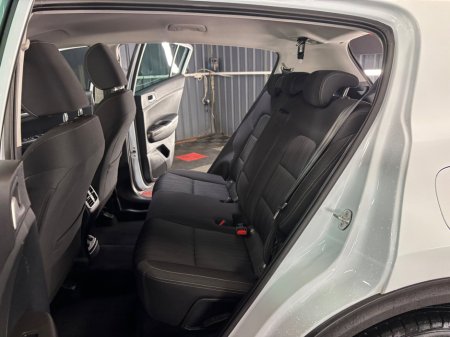 2021 Kia Sportage 1.6 CRDI MHEV K2 €22,950 thumbnail