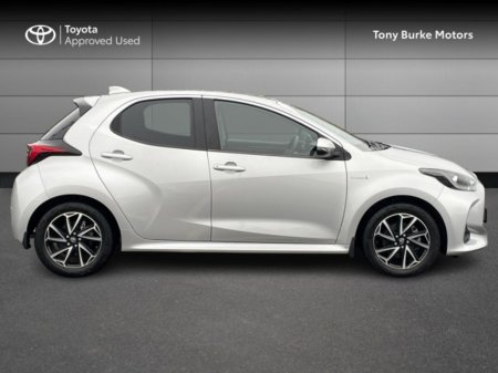 2021 Toyota Yaris - Hybrid - LUNASPORT - 1.5 - 5dr - Auto - Only 20,604 kms - Stunning Car - EUR 170 Tax // Remote Central Locking // Front Electric Windows // Rear Electric Windows // Electric Mirrors // Finger Tip St €23,295