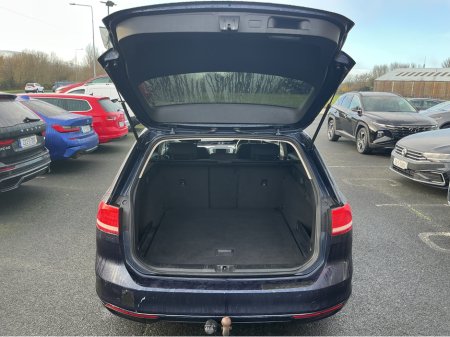 2015 Volkswagen Passat COMFORTLINE 1.6 TDI MANUAL 6SPEED FWD 120HP 5DR €8,995 thumbnail