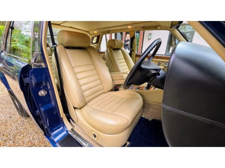 1994 Bentley Turbo R  €39,950 thumbnail