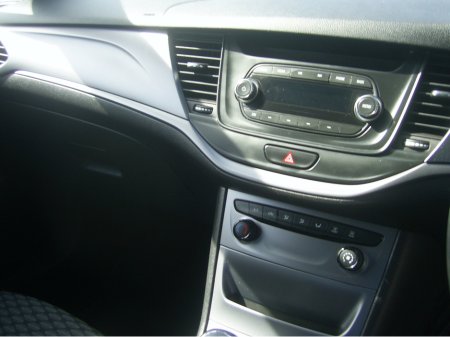 2017 Opel Astra S 1.0T 105PS 5DR €10,750