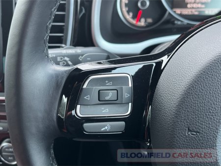 2019 Volkswagen Beetle - thumbnail 20