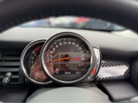 2018 MINI Hatch - thumbnail 29