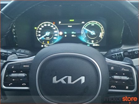 2023 Kia Sorento 1.6 PHEV K3 4X4 7 seats €47,900 thumbnail