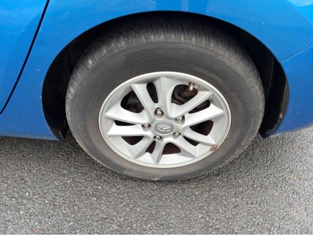 2017 Hyundai i30 SE BLUE DRIVE CRDI €9,950 thumbnail