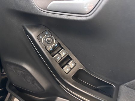 2023 Ford Puma - thumbnail 11