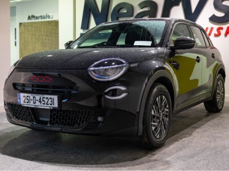 2025 Fiat 600 - thumbnail 3