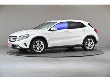 2016 Mercedes-Benz GLA Class *JAN 2026 PRICING NOW*GLA 180 *HALF LEATHER*REVERSE CAM*PARK SENSORS* €18,890
