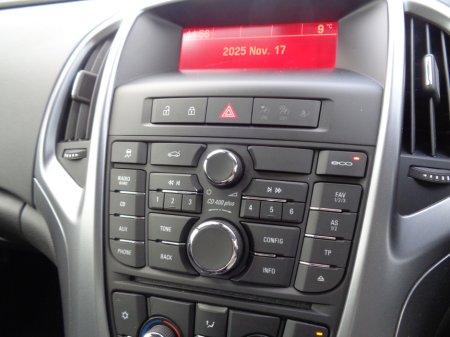 2016 Opel Astra - thumbnail 11