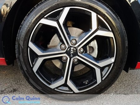 2023 Kia Niro - thumbnail 5