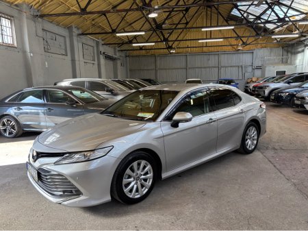 2020 Toyota Camry - thumbnail 21