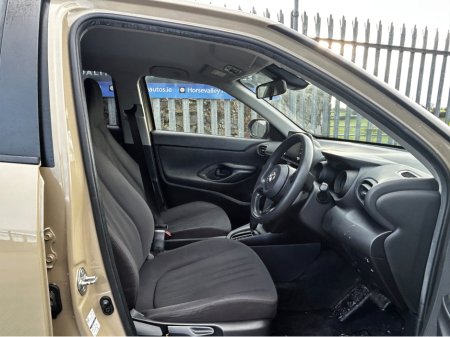 2021 Toyota Yaris Cross Self Charging Hybrid €21,995 thumbnail