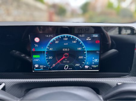 2021 Mercedes-Benz A Class A250 E AMG LINE!!AUTO!!ONLY 43K MLS!! €25,900 thumbnail