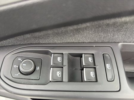 2024 Volkswagen Golf - thumbnail 11