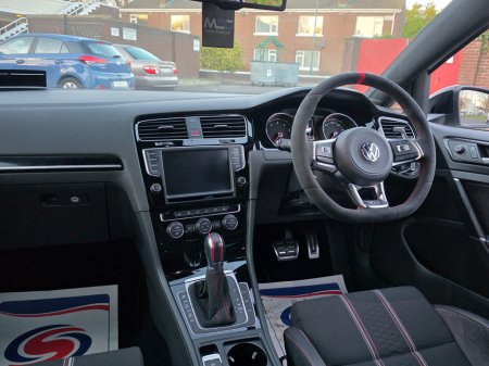 2016 Volkswagen Golf GTI CLUBSPORT 2.0TSI DSG 5DR 265HP €30,995 thumbnail