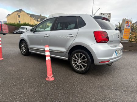 2014 Volkswagen Polo - thumbnail 3