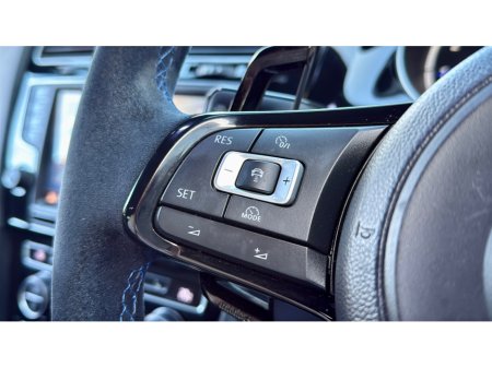 2014 Volkswagen Golf - thumbnail 31