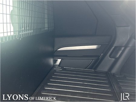 2024 Land Rover Discovery - photo 5