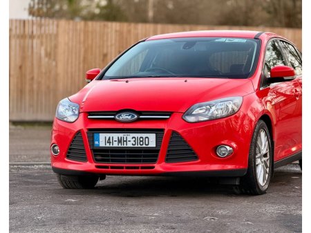 2014 Ford Focus - thumbnail 4