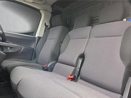 2021 Peugeot Partner - thumbnail 13