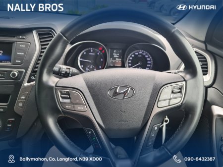 2017 Hyundai Santa Fe - thumbnail 11