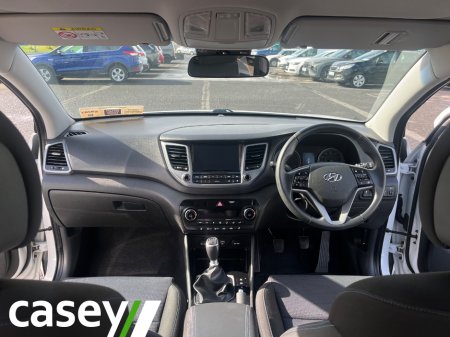 2018 Hyundai Tucson - thumbnail 17