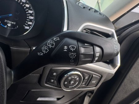 2017 Ford Galaxy TITANIUM 2.0 TD 150PS 6SPEED FWD 4DR €15,800 thumbnail