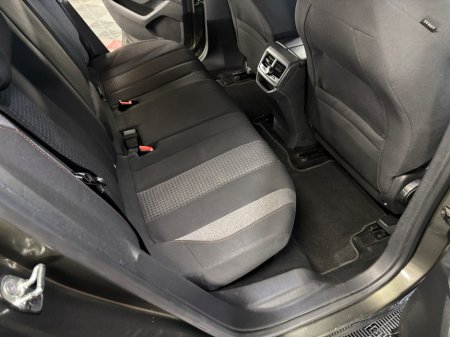 2020 Peugeot 3008 1.2 PureTech 130bhp Active €19,950 thumbnail