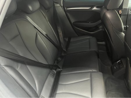 2020 Audi A3 €21950! 2020 AUDI A3 SPORT TFSI  1.4 / CRUISE CONTROL / REVERSE CAMERA / ELECTRIC HEATED SEATS AND MORE €21,950 thumbnail