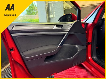 2018 Volkswagen Golf - thumbnail 16