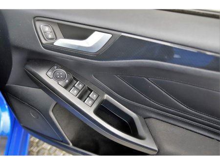 2019 Ford Focus 1.0 ST-LINE ECOBOOST 125BHP 6SPD €18,890 thumbnail