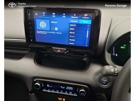 2026 Toyota Yaris - thumbnail 9