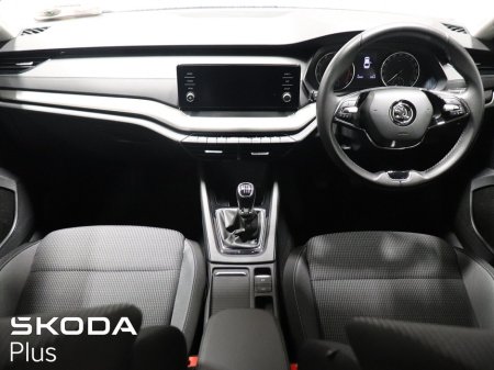 2023 Skoda Octavia OCTAVIA AMB 1.0TSI 110HP €23,950 thumbnail