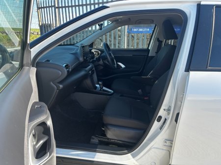 2020 Toyota Yaris Cross - thumbnail 6