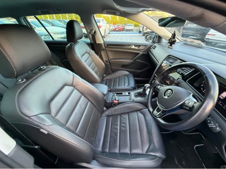 2019 Volkswagen Golf HIGHLINE PRO - 2.0L DIESEL - AUTO - 12M WARRANTY - CAR: 1600 €21,950 thumbnail