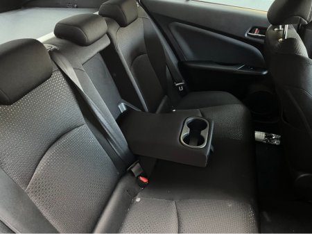 2022 Toyota Prius - thumbnail 12
