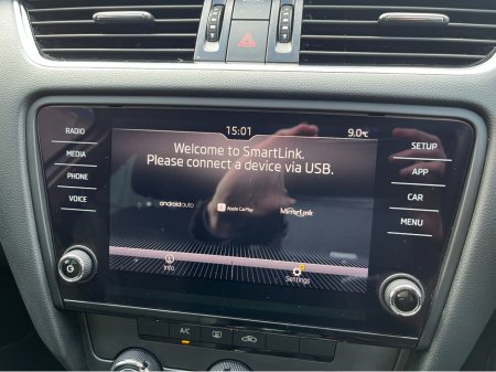 2019 Skoda Octavia AMBITION ESTATE 1.6 DIESEL //REVERSE CAMERA//CARPLAY// €16,950 thumbnail