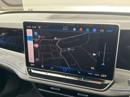 2025 Volkswagen Passat R-LINE 1.5 PHEV DSG €42,990 thumbnail