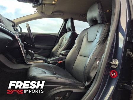 2015 Volvo V40 - thumbnail 13