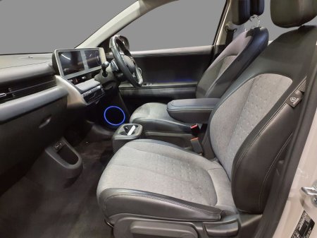 2023 Hyundai Ioniq 5 - thumbnail 8