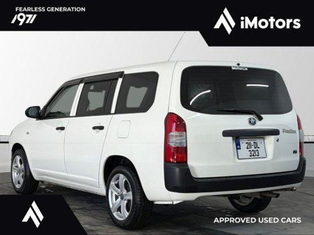2021 Toyota Probox 1.5 HYBRID AUTOMATIC HEV 5DR €11,900 thumbnail